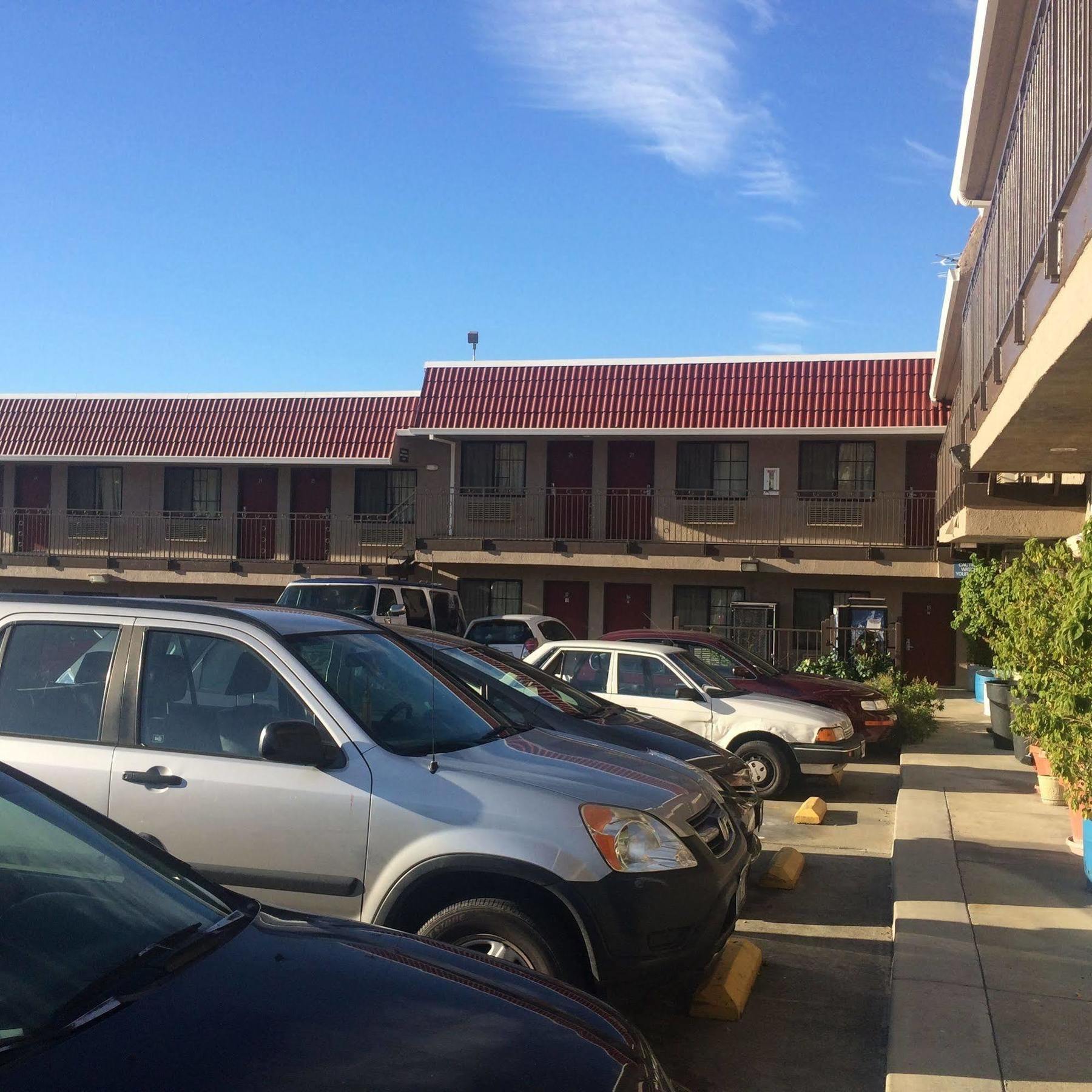 Crown Lodge Motel Oakland Bagian luar foto